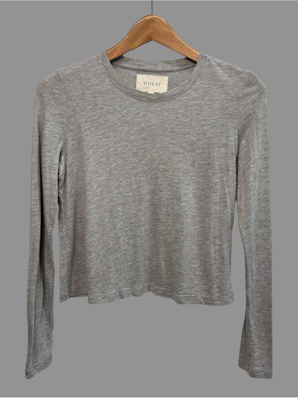 WHEAT Gray Crew Neck Long Sleeve Cropped Top S ($108)